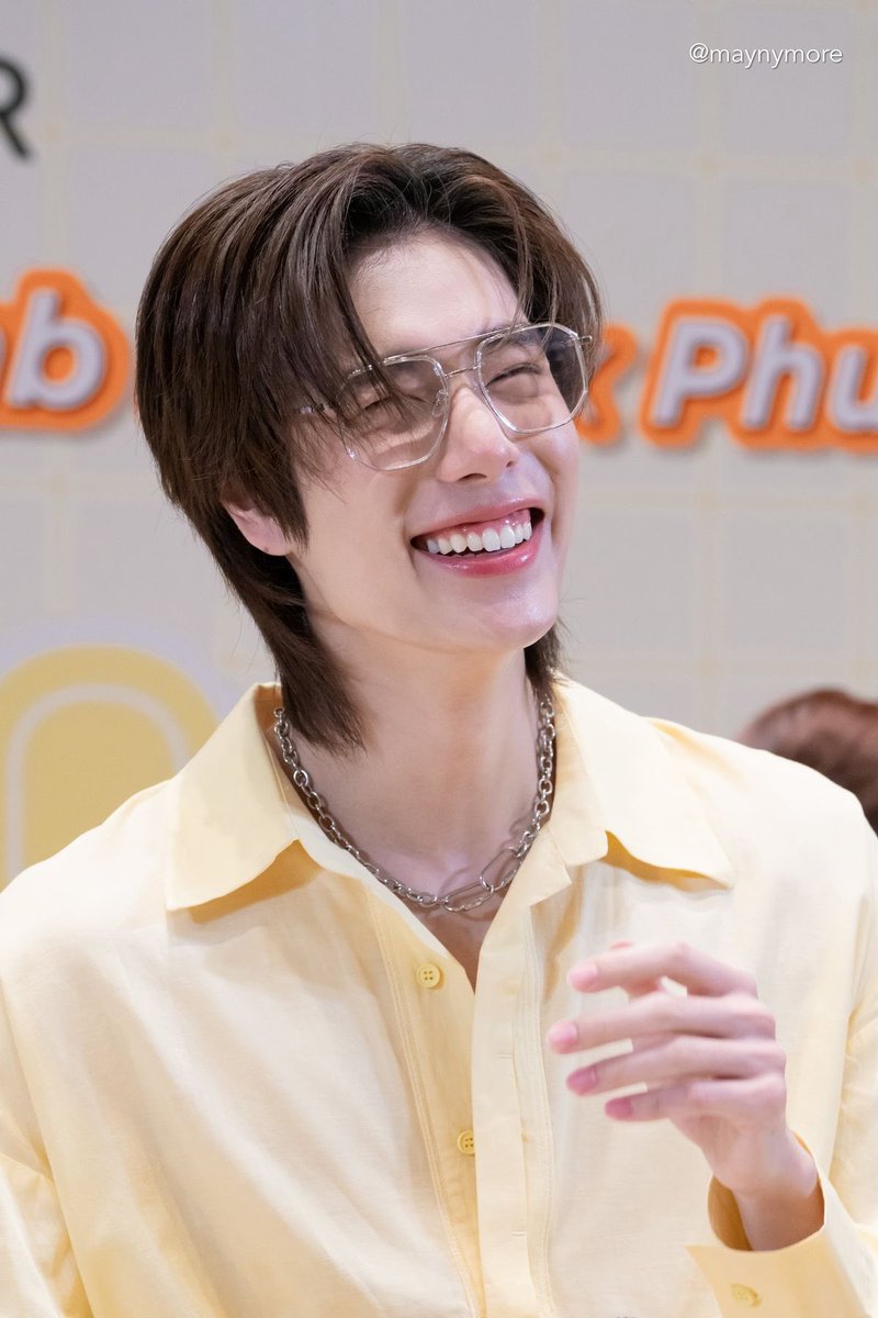 iamsaimai0602's tweet photo. น่ารักจังเลย อยากท้าต่อยนายคนนั้นอีกแล้ว
เจ้าน่ารักมุบมิบที่หัวใจ 
#phuwintang https://t.co/lsylqTI2P2