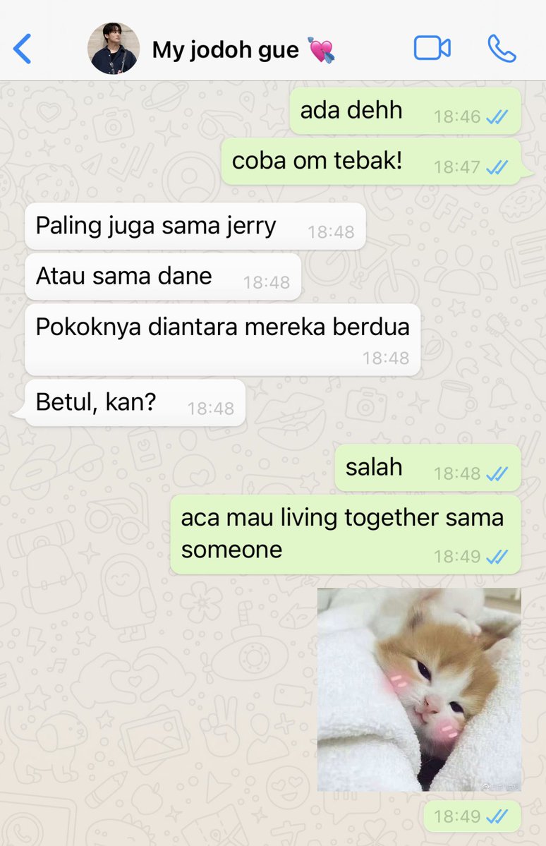 unalee90's tweet photo. Markhyuck three tweets au

— Living together

From Dahsyatnya Pesona Pria Matang https://t.co/ZjE9swm8EH