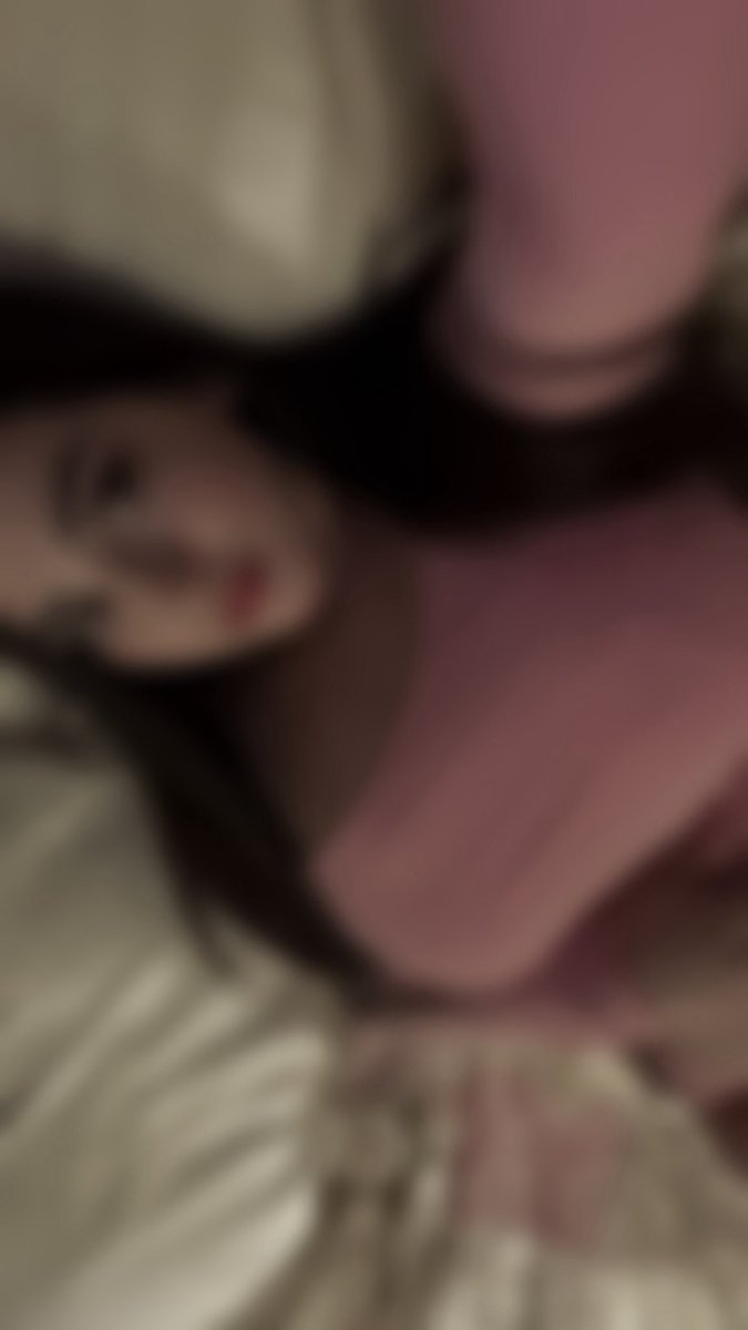 work4ava's tweet photo. pixel Ava or blurry Ava?🫧 https://t.co/c4EXWDaCNf