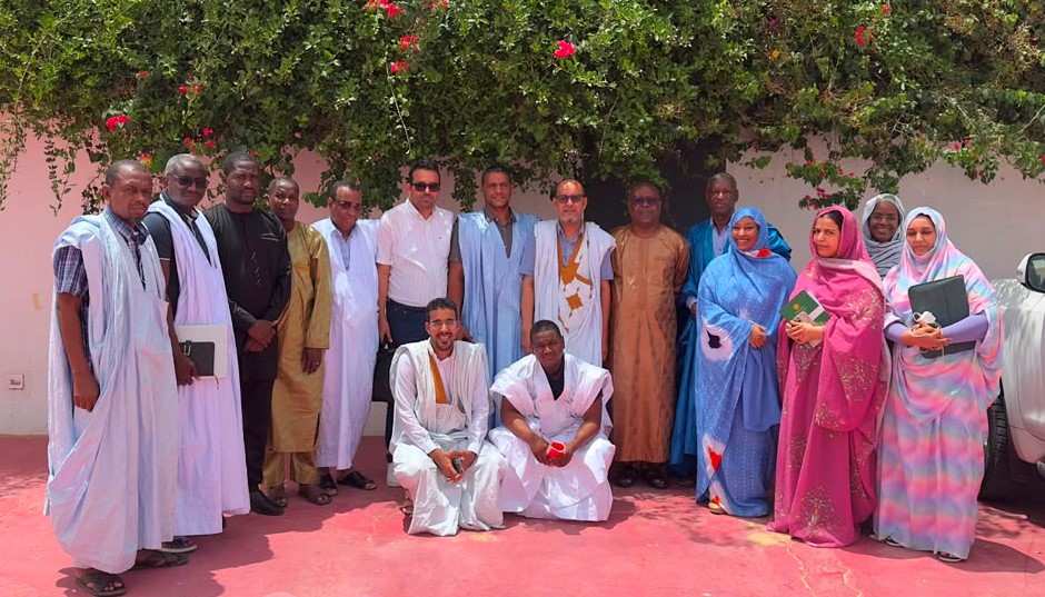 OMS_Mauritanie's tweet photo. 📈 Des données. Des preuves. Des décisions. Des vies protégées.

À Tiguent (Trarza)🇲🇷, 24 cadres nationaux et régionaux ont été formés par l'@WHO et le Ministère de la Santé à la surveillance, au suivi-évaluation et à l'analyse des #MNT.
🎯 Objectif : renforcer des politiques de santé publique fondées sur des données probantes.

#Mauritanie #DataForHealth @OMS_Afrique @MSMauritanie