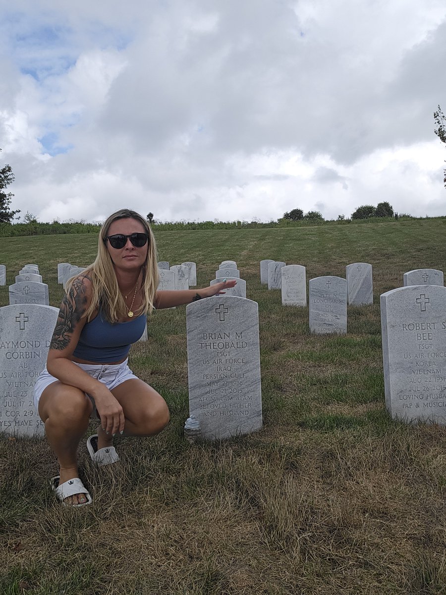 Somethinfierce's tweet photo. 📢GOLD STAR TRAGEDY

🇺🇸If I wrote a letter to @POTUS and @JDVance about the epic failure of a funeral service where they folded the flag on my husband's casket and gave it to his parents and our only child walking away with absolutely nothing. Do you think they would right their wrongs?

His death was tragic, but the way the USAF handled his funeral services was detrimental.

Now he is in a place he didn't want to be buried and never honored his wife and child. We didn't even get the shells from his gun salute, no flags. 

🫶Please share this. Gold star families are left behind permanently and we are forgetten about. It is a disservice to the veterans kin.💔