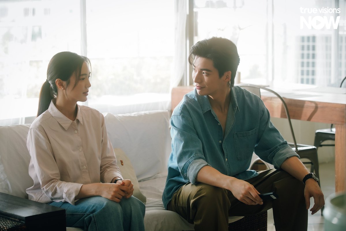 TrueVisions's tweet photo. #รักษ์ SNEAK PEEK EP3-4 
รปภ.สาวคนใหม่จะทำใครว้าวุ่นบ้าง
พบกันวันพฤหัสหน้า เวลา 19.00 
.
“รักษ์” 
▶️ ดูได้ที่ #TrueVisionsNOW ที่เดียว
📍 ทุกวันพฤหัสบดี เวลา 19.00 น. | เริ่ม 6 ส.ค. นี้
.
📲 สมัคร NOW ENT 199.-/เดือน เพื่อรอรับชม "รักษ์" ได้ที่ : https://t.co/ZmMes5qMCW
.
#รักษ์  #ToLoveandCherish 
#TrueVisionsNOWOriginal