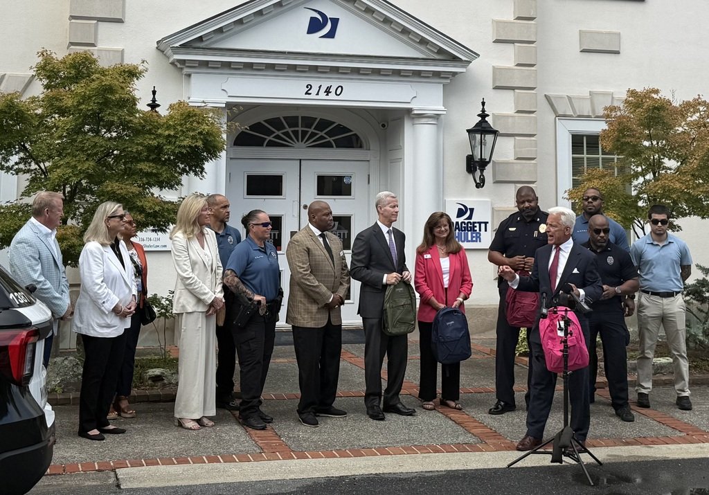 moore_magnet's tweet photo. On Wednesday, August 5, Daggett Shuler Attorneys at Law partnered with WS/FCS to hold their annual Back-to-School Backpack Program. 

#wsfcs https://t.co/qQ4xlRw6AM