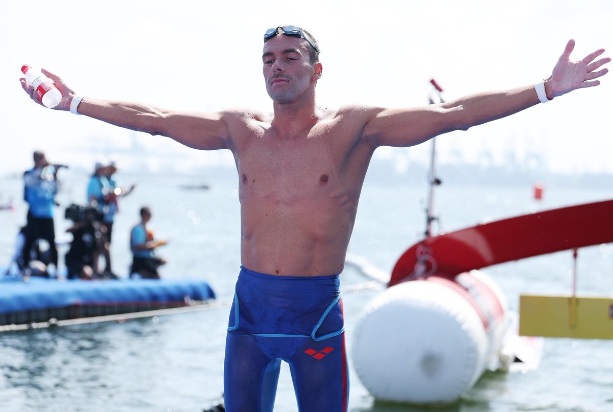 autocostruttore's tweet photo. Quest'uomo da 14 anni non scende dal podio in uno degli sport più concorrenziali che esistano.
Senza dubbio uno dei più grandi atleti dello sport italiani.
Greg Paltrinieri.
#Paris2026 https://t.co/sJtKV91HQJ