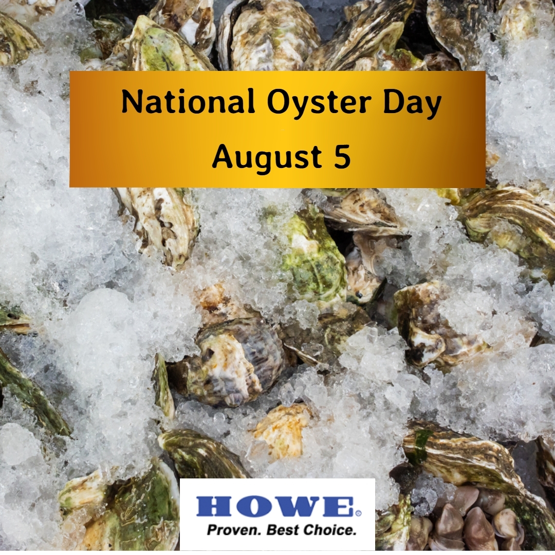 Howecorp's tweet photo. Oyster fishermen and processors use flake ice to rapidly cool harvested oysters, control bacteria during warm months, and pack shellfish for safe transport. Learn more about flake ice for seafood processing: https://t.co/k8E2Nfo9OI
#Howeice #Seafoodprocessing #Nationaloysterday https://t.co/ye7iUmZZBZ