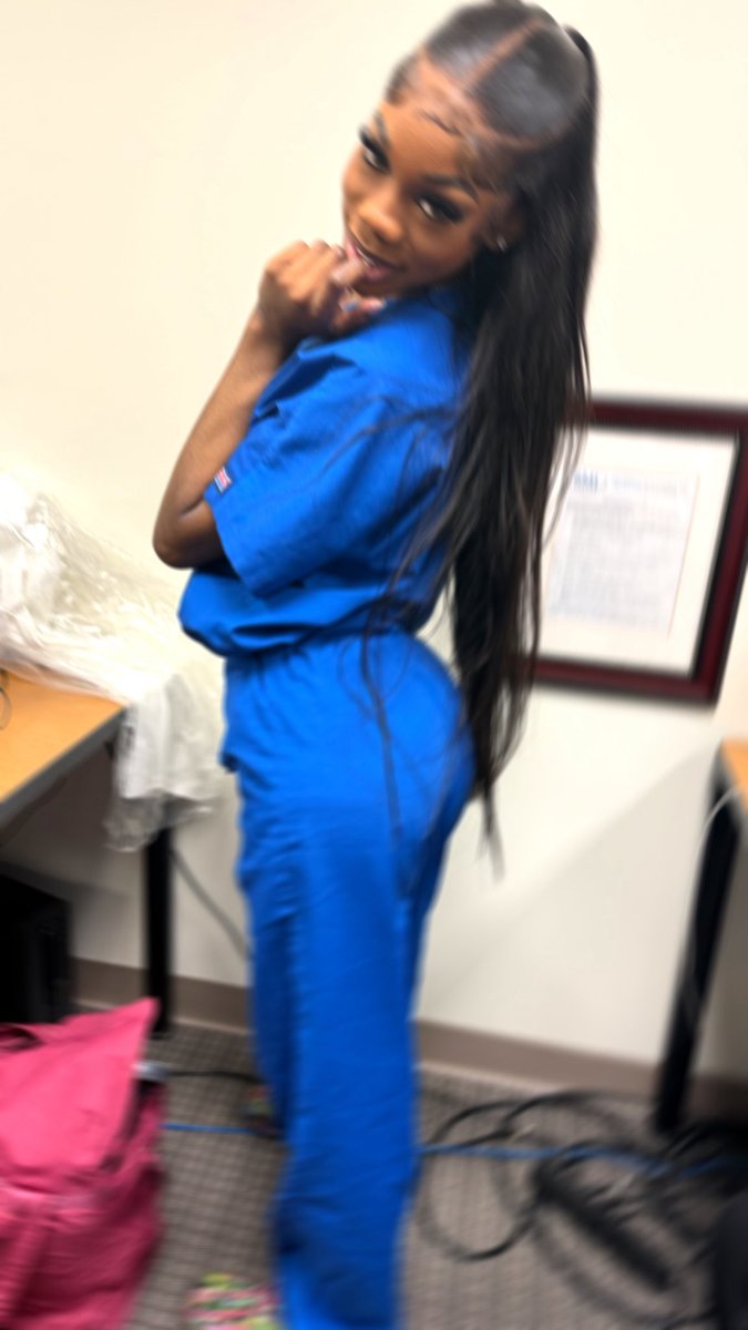KylieJinsui's tweet photo. Just a young ho in nursing https://t.co/dzdmGagDGt