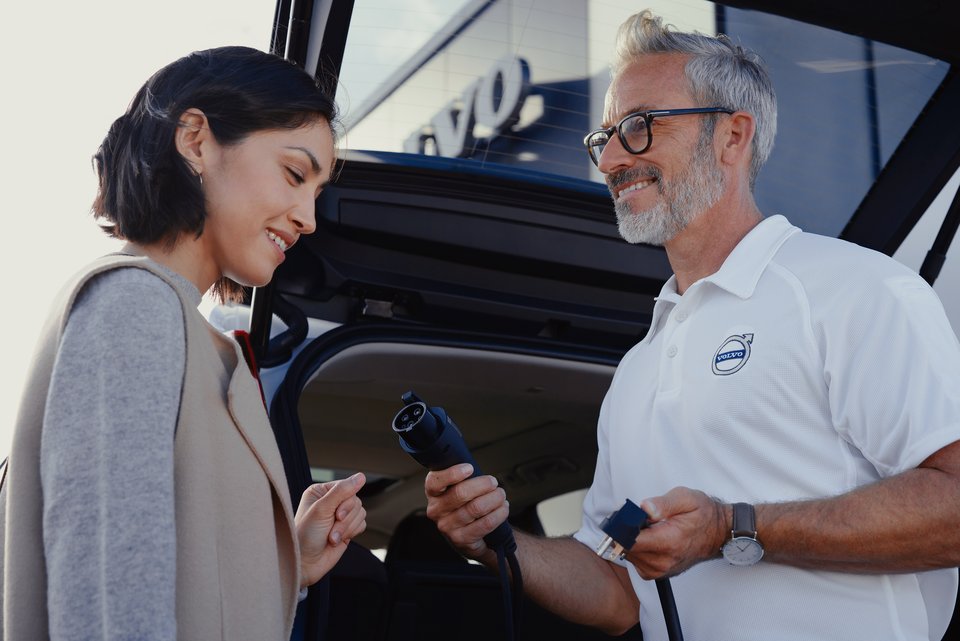 VolvoCarsExeter's tweet photo. Drive Electric, Live Effortlessly.

Learn everything you need to know about charging your Volvo: https://t.co/uRVq65CGf4 https://t.co/MB48WvHa3j