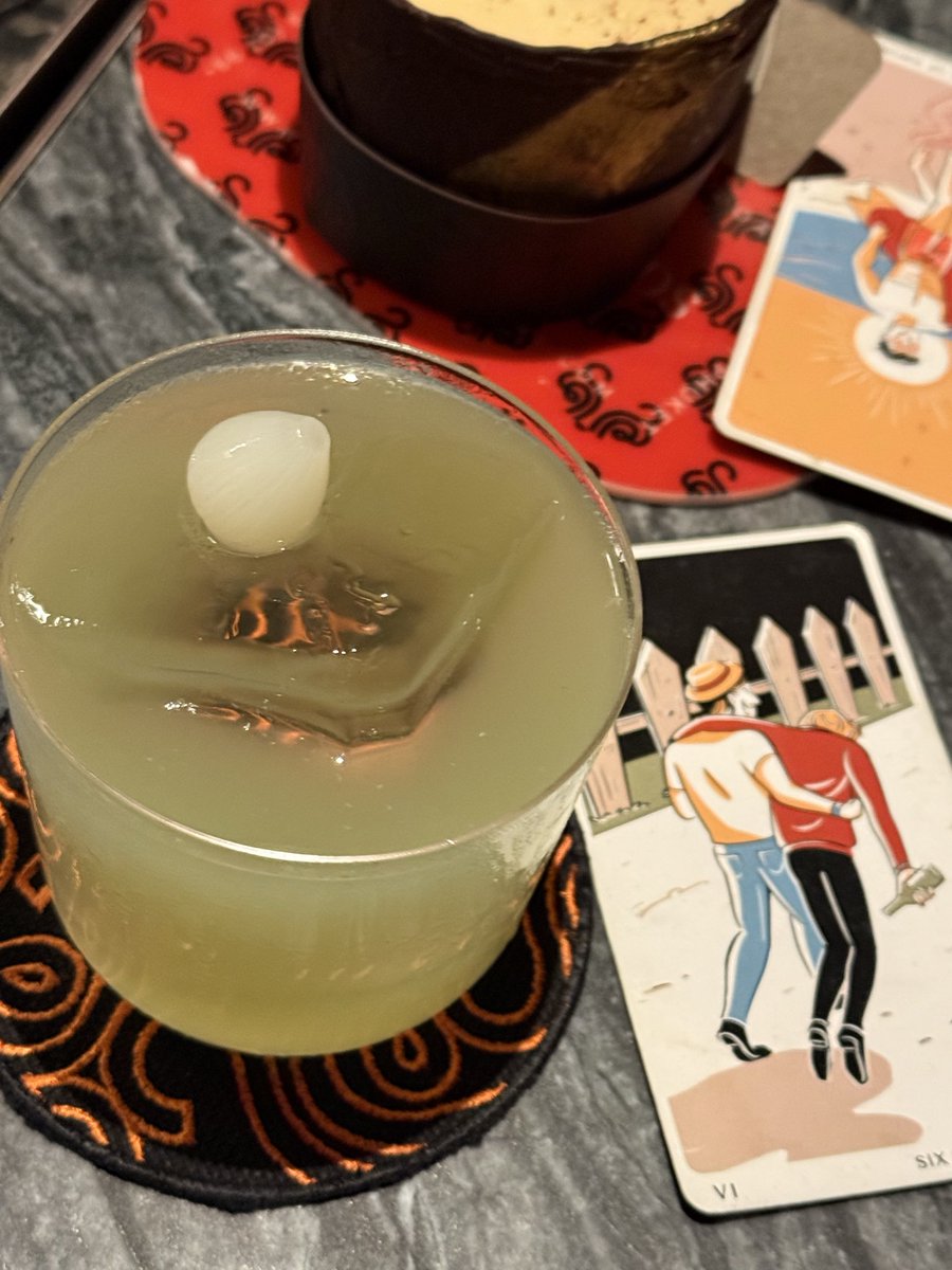 anitazzr's tweet photo. เปิดไพ่เลือก Cocktails ได้ 6 ดาบ ⚔️🗡️⚔️ https://t.co/NrOoWgnfKW