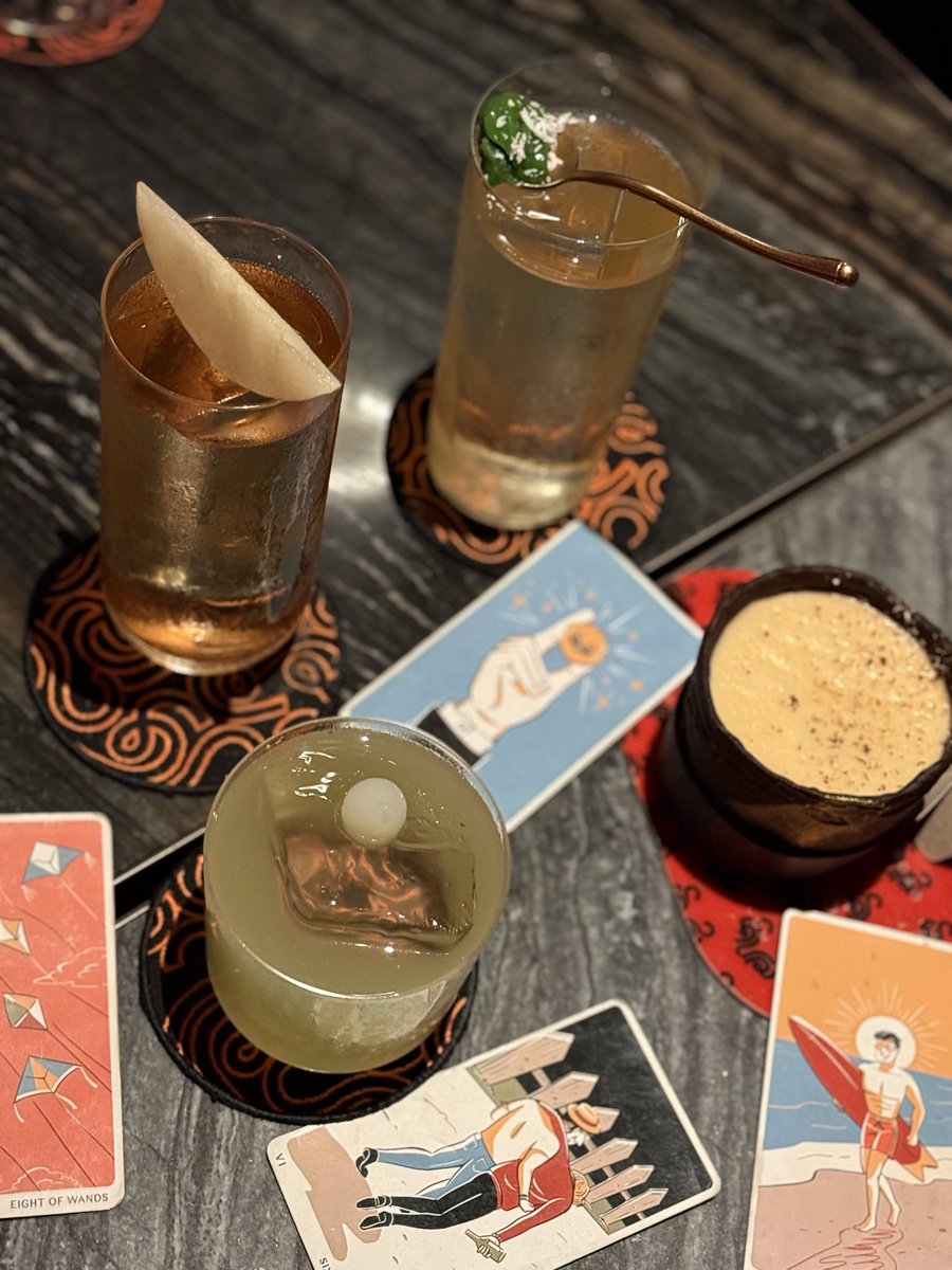 anitazzr's tweet photo. เปิดไพ่เลือก Cocktails ได้ 6 ดาบ ⚔️🗡️⚔️ https://t.co/NrOoWgnfKW