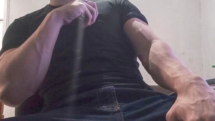 gloomy4daddy's tweet photo. daddy sending me pictures like this ( ˶ˆ꒳ˆ˵ ) #daddy #daddysgirl #daddykink #ddlg https://t.co/58n8uJKe12