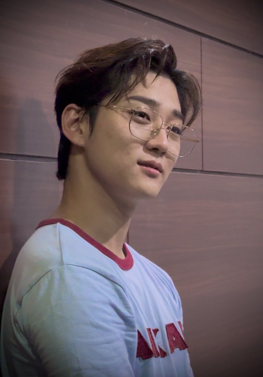 igot7aPonytail's tweet photo. Words can’t describe how much love I have for this man. And the fact that I was finally able to see him perform as Paganini. #joochan #홍주찬 #주찬 #paganini https://t.co/kzMxDdSShB