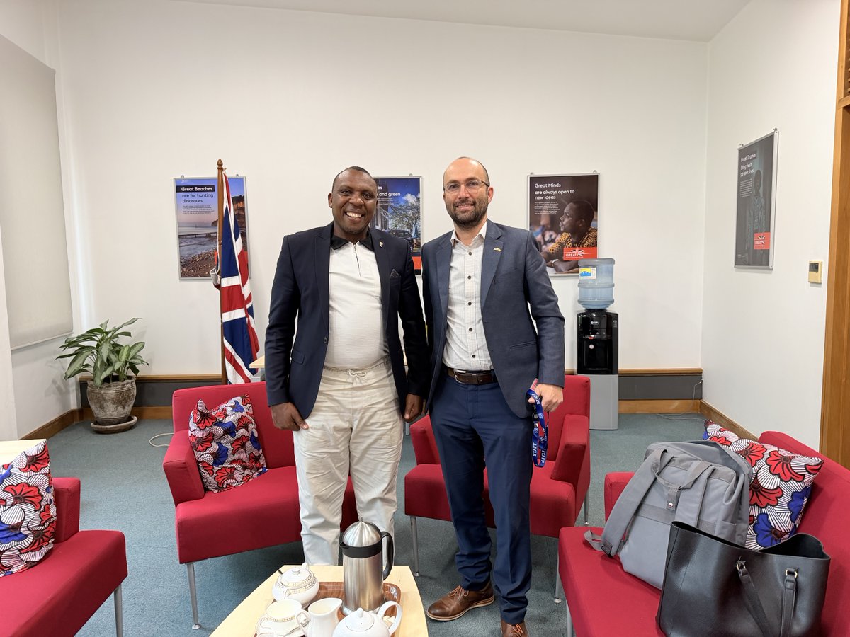 TugumeNelsonO's tweet photo. It was a pleasure to meet with H.E. @LisaJChesney, the UK High Commissioner, We discussed opportunities for Uganda's coffee at the upcoming UK–Africa Investment Summit and Grab and Go https://t.co/WvYdWR3UEa consumes 99 million cups a day ,I look forward to 2 this  collaboration https://t.co/keSVB4bDMI