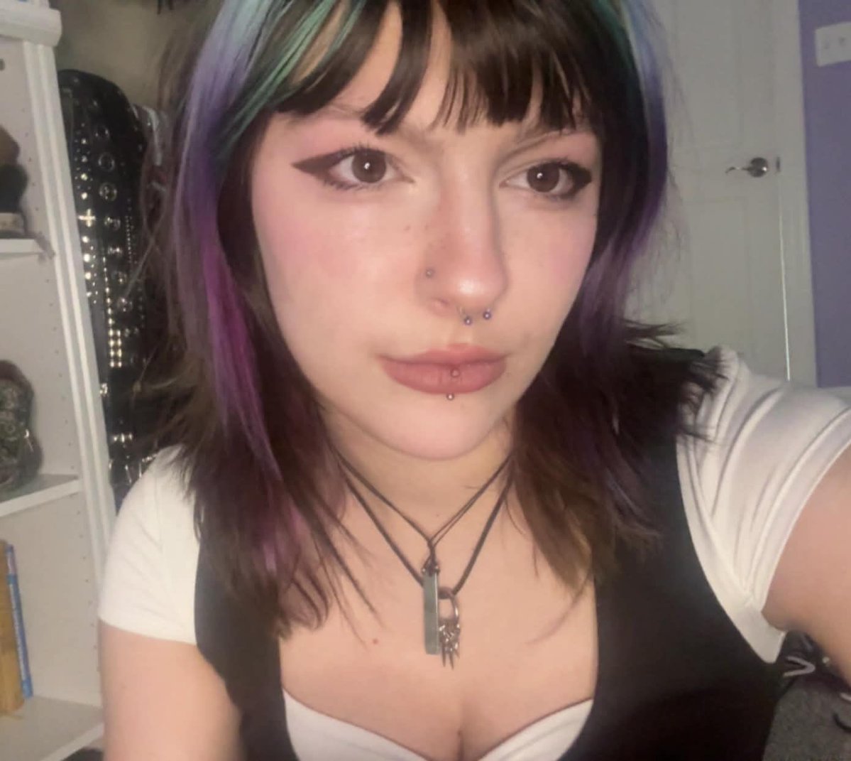 fall4fairy's tweet photo. I’m perfect, you’re not https://t.co/GMHSojCqPs