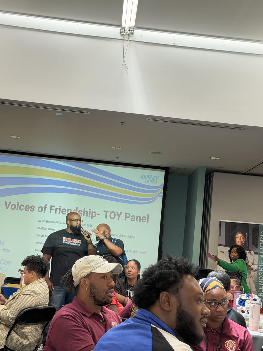bc_sanai's tweet photo. Mr. Palmer &amp; Mr. Thompson presenting our leaders at Woodridge ! #JourneyTo30 #OneFriendship #AspireMore #FriendshipsJourneyto30 #OneFriendship #FPSCWD
@FriendshipPCS  @FPCS_Woodridge https://t.co/uc6KYnQtjB