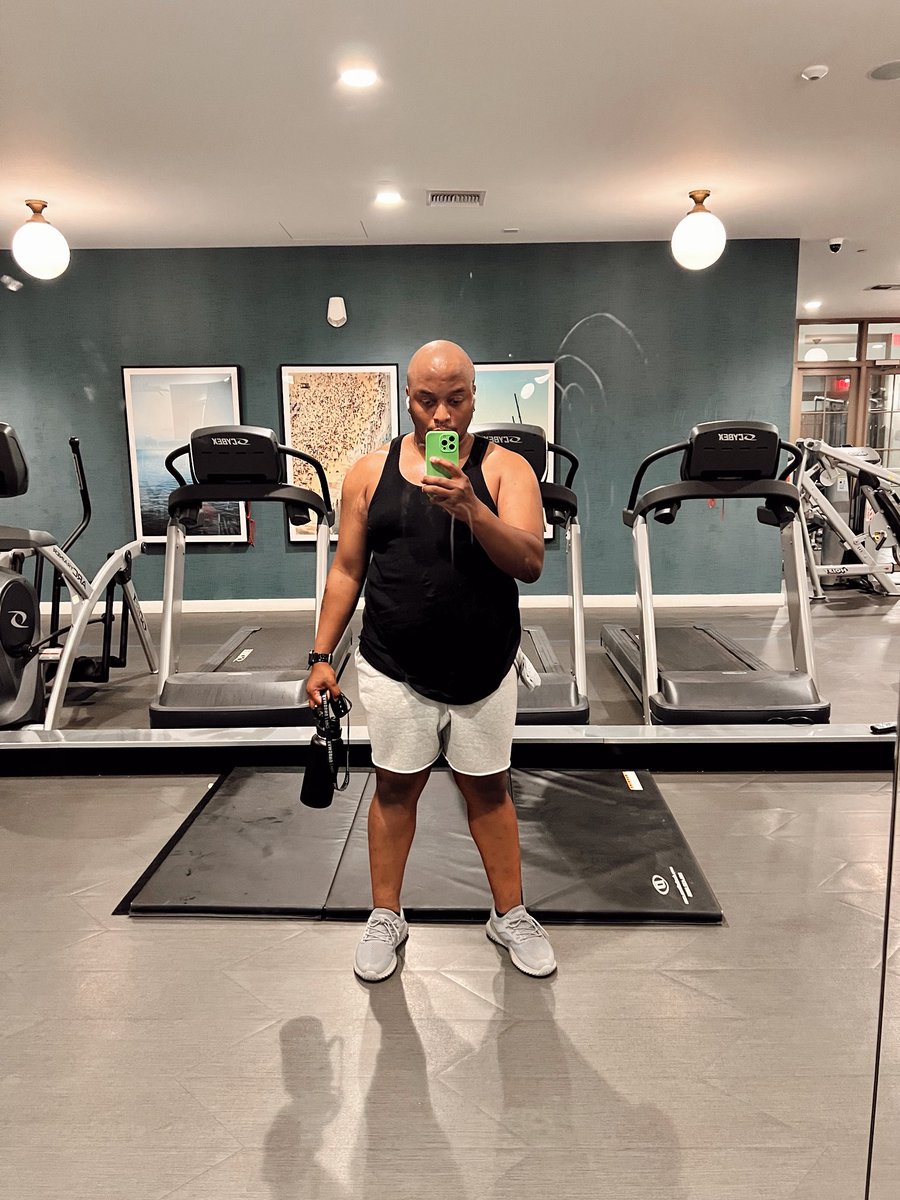 calvinaacosta's tweet photo. Give it time 💪🏾 https://t.co/c3HL9zOhEd