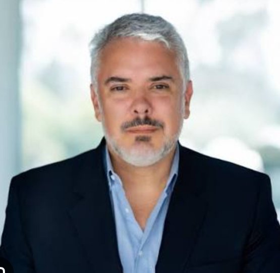 ElPensador75's tweet photo. 🚨 Quién fué mejor presidente 🇨🇴👇?

Gustavo Petro ❤️ 
Iván Duque 🔃 https://t.co/WlcxDhNCYk