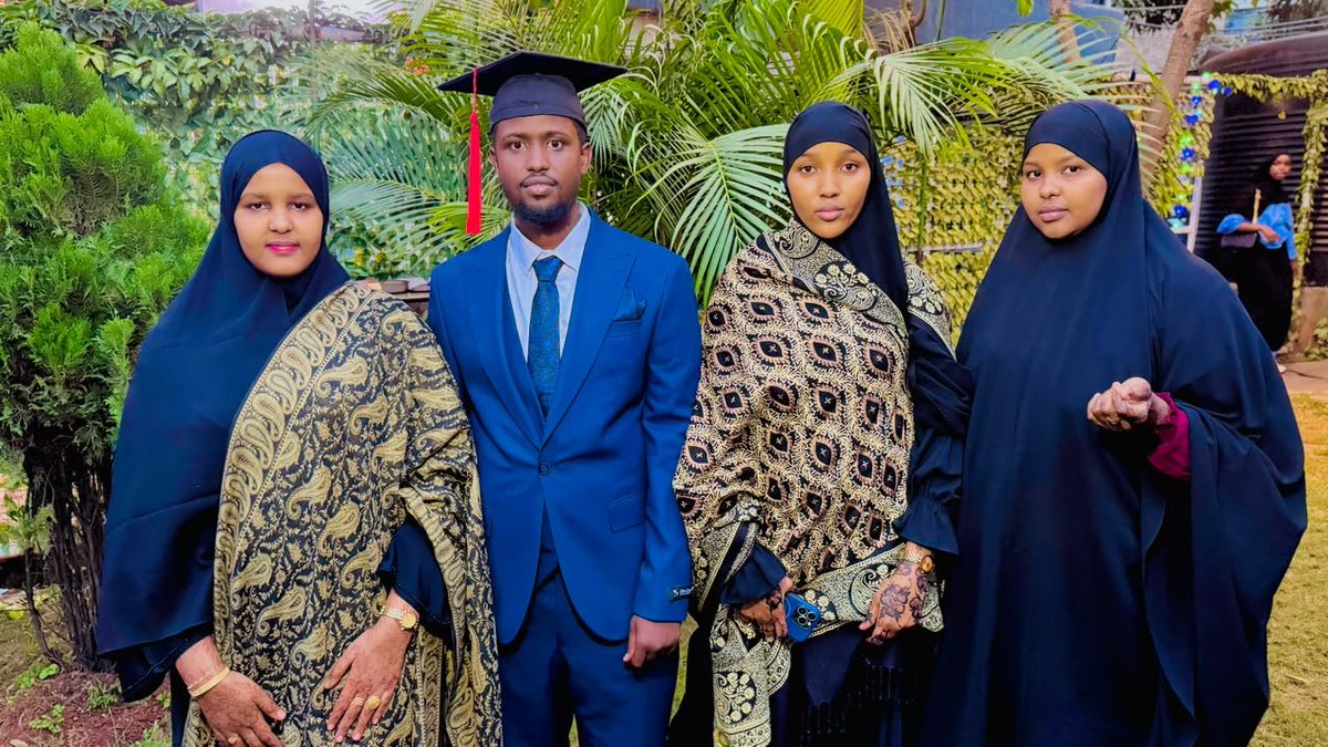 AbuuNuceym's tweet photo. الحمد لله على تمام النعمة. 
Alhamdulillah! 🎓

Every late night, every challenge, and every prayer led to this moment. Proud to graduate from Mount Kenya University. This milestone is only the beginning—the journey continues.

#Graduation #MKU #ClassOf2026 #الحمدلله_دائماً_وابداً https://t.co/I68k7Ttcog