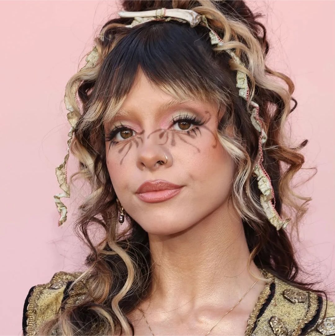 hadesfaerie's tweet photo. KOI is an independent alternative footwear brand. The collection was a collab with them, not Dolls Kill. Like many brands they sells its collections through retailers. It’s not Melanie’s fault or responsibility if Dolls Kill chooses to purchase and resell that collection. https://t.co/gJIf9DJUof