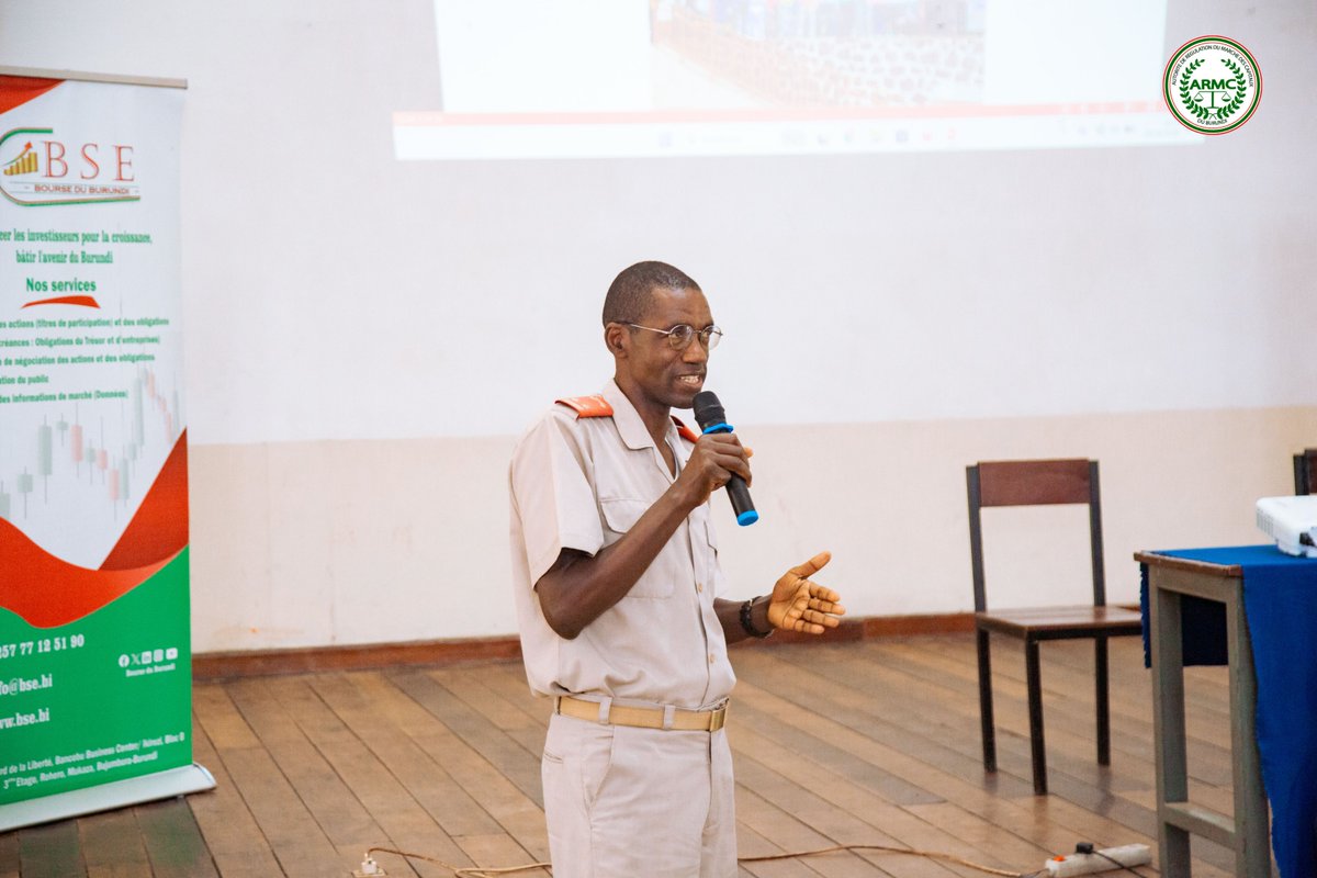 ARMC_BDI's tweet photo. 🎓 L'#ISCAM s'engage pour la culture financière !
À travers #UniversityChallenge2026, l' @ARMC_BDI sensibilise les étudiants aux enjeux du marché des capitaux. 🇧🇮
@FinancesBdi
#CapitalMarket #FinancialEducation https://t.co/cXi6OCnvGI