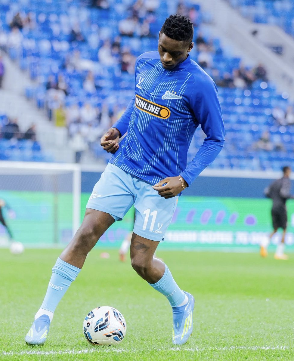 futebol_info's tweet photo. Na atual janela, o Zenit estabeleceu desde o início que exigiria receber 30 milhões de euros (R$ 177 milhões) fixos por Luiz Henrique. A proposta do Flamengo é de € 30 milhões (R$ 177 milhões) fixos + € 5 milhões (R$ 29 milhões) em bônus por metas.

🗞️ @geglobo
📸 Zenit https://t.co/23290Ax5uG