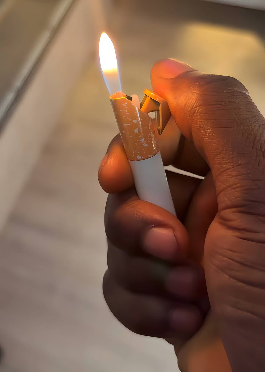 Smokeheaven0's tweet photo. I Got the coolest lighter 😮‍💨 https://t.co/EwQiiMiCfP