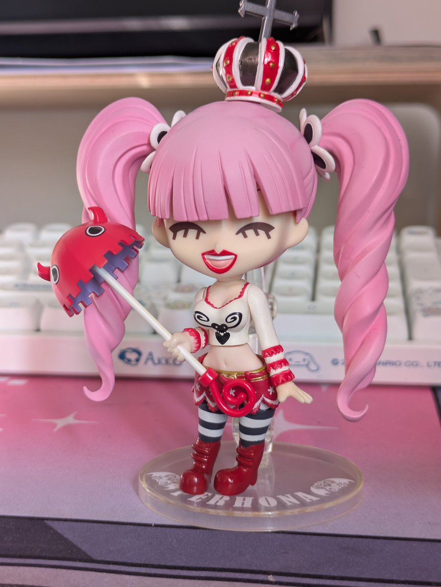 poupeechagrin's tweet photo. i'm back n i got chibi-arts perona :3 https://t.co/lPHiLpFBbO