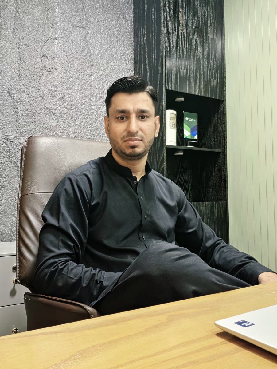 MrNaumanArif's tweet photo. آئے تو یوں کہ جیسے ہمیشہ تھے مہربان
بھولے تو یوں کہ گویا کبھی آشنا نہ تھے
فیض احمد فیض
Stay connected. Follow @MrNaumanArif
YT • FB • Instagram • X • LinkedIn • Threads • Snapchat • TikTok • Likee
#motivation #fitness #sucess #creatorsearchinsights https://t.co/gayxd3Vt7V