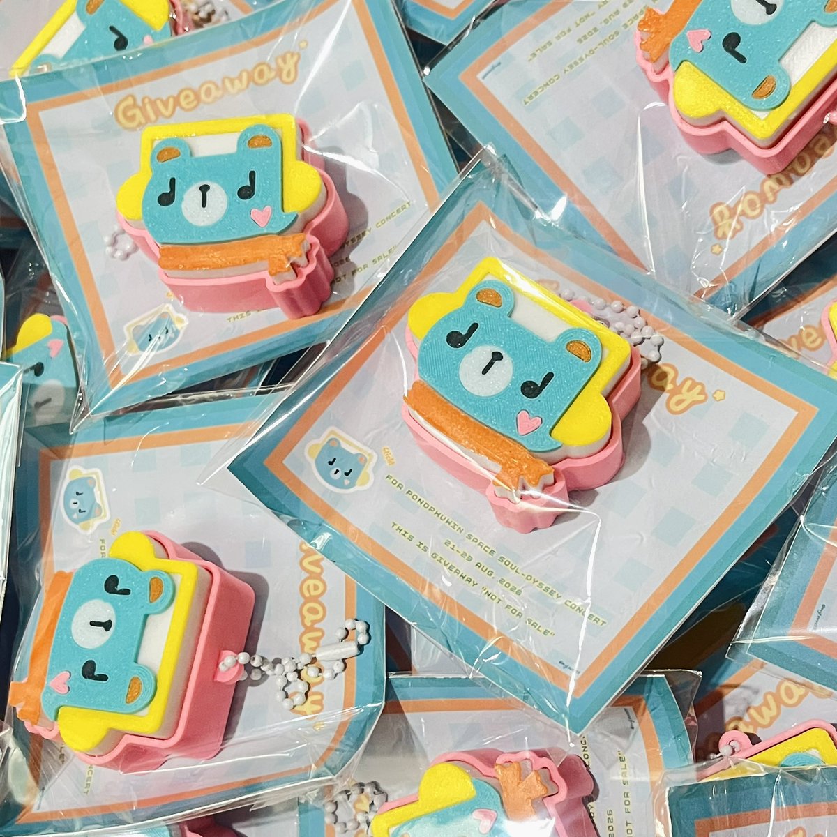myleves99's tweet photo. Pls kindly rt ´･ᴗ･`♡

Giveaway for 𝙋𝙊𝙉𝘿𝙋𝙃𝙐𝙒𝙄𝙉 𝙎𝙋𝘼𝘾𝙀 𝙎𝙊𝙐𝙇-𝘿𝙔𝙎𝙎𝙀𝙔 𝘾𝙊𝙉𝘾𝙀𝙍𝙏 .𖥔 ݁ ˖ִ🛸༄˖°.⋆·˚ ༘ *

𝘗𝘦𝘳𝘮𝘱𝘰𝘰𝘯 𝘊𝘭𝘪𝘤𝘬𝘦𝘳 𝟤𝟩 𝘱𝘤𝘴 •ﻌ•

📅 21-23 Aug 2026 ( 9 pcs/day )

⏰ tba

📍Impact Arena

🧸Show your RT to claim ♡

ฝากอุนย่าอุนยายมารับไปด้วยนะคับ🤟

#PondPhuwinConcert #PondPhuwin #ปอนด์ภูวินทร์