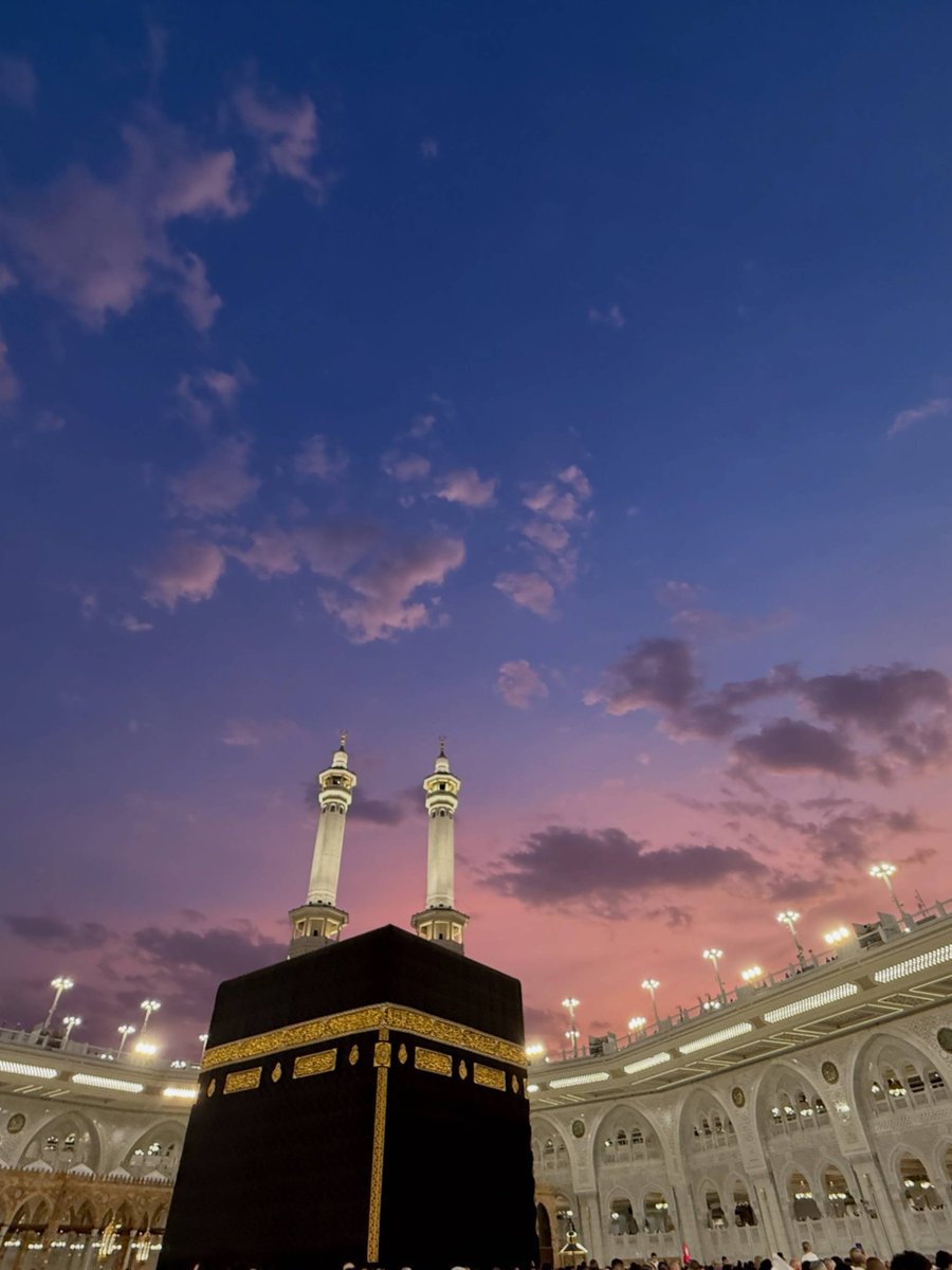 Al__Quraan's tweet photo. 🕋 https://t.co/nfMwRv1AD7