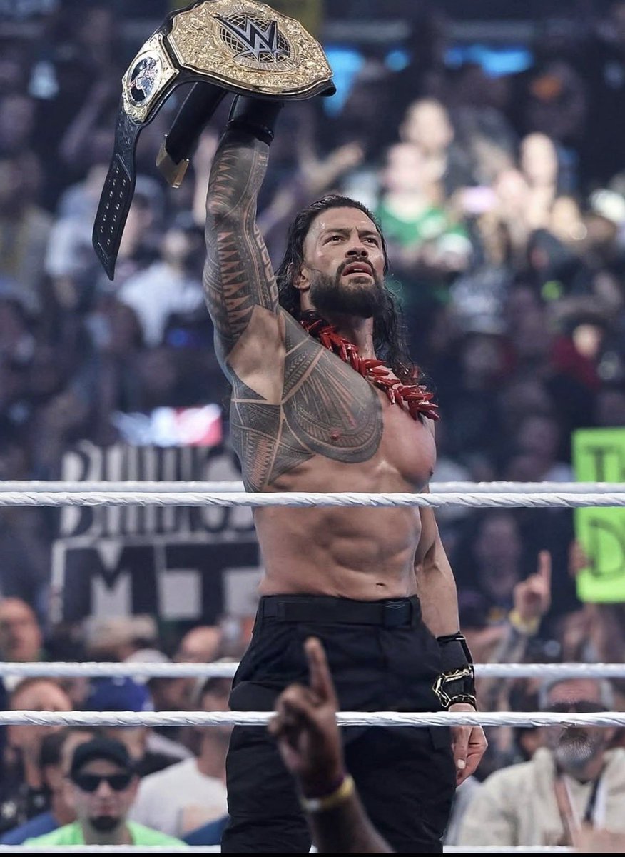 FadeAwayMedia's tweet photo. ITS TIME FOR PENTA TO GET A WORLD HEAVYWEIGHT CHAMPIONSHIP MATCH AGAINST ROMAN REIGNS 🔥 https://t.co/4ySemIcA9q