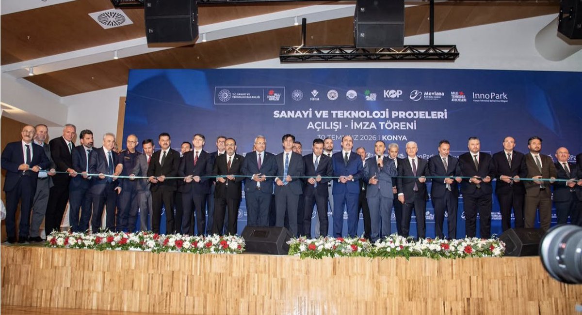 GunbasMehmet's tweet photo. Konya'da Sanayi ve Teknoloji Bakanımız Sayın Mehmet Fatih Kacır ile bir araya gelerek Odamızın yürüttüğü projeleri, "Anadoludakiler" kapsamında üretilen ahşap eserleri ve yeni dönemde hayata geçirmeyi planladığımız istihdam ve mesleki eğitim odaklı proje dosyamızı takdim ettik.
Ahşap zanaatını geleceğe taşımak, üretimi ve istihdamı artırmak için çalışmalarımızı kararlılıkla sürdürüyoruz.@mfatihkacir  @EmineErdogan @u_İbrahim_altay@Vali_Akin @MEVKA_Konya
Sayın @mfatihkacir'a nazik ziyaretleri için @EmineErdogan Hanımefendi'nin himayelerinde yürütülen #Anadoludakiler projesinin üretime ve geleneksel el sanatlarına sağladığı katkıyı kıymetli buluyoruz.@u_İbrahim_altay başkanımızın her daim yanımızda olduğundan@Vali_Akin Valimizin Kurumlar ile işbirliğinden dolayı teşekkür ederim.
