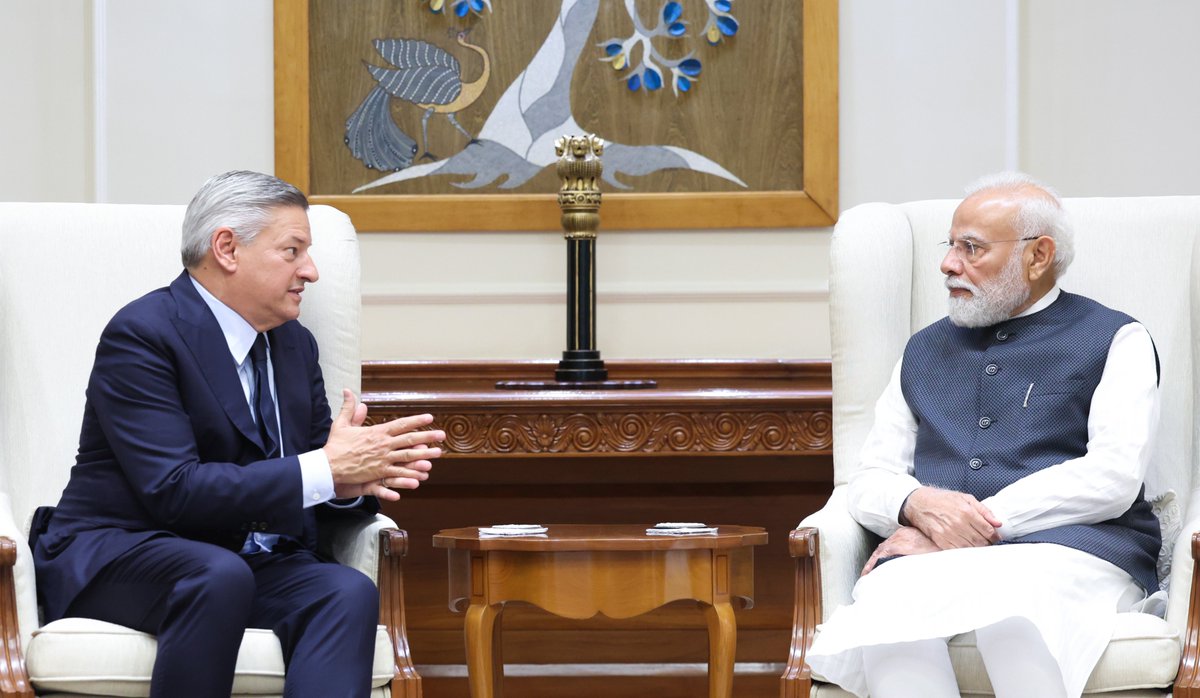 NetflixIndia's tweet photo. Celebrating 10 years of Netflix in India! It was an honour for our Co-CEO Ted Sarandos to meet Hon’ble Prime Minister Shri Narendra Modi to discuss their shared vision to take India’s media and entertainment industry global.  🎬🇮🇳

To this effect, we unveiled the  ‘Netflix India Storytelling Initiative’, an investment that will help nurture the next generation of India’s creative talent through skilling and education partnerships with IICT and NFDC. We can’t wait to see what India creates next.

@PMOIndia @TheIICT @nfdcindia