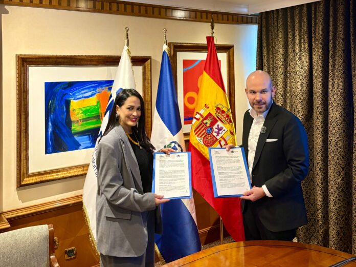 Sinergya06's tweet photo. 🌍🤝INDEX y WLO suscribieron un acuerdo para fortalecer la formación de dominicanos en el exterior, impulsando oportunidades de capacitación y desarrollo para la diáspora.

Detalles: https://t.co/SwryN6KPcT

#INDEX #WLO #Diáspora #Educación #Capacitación #RD #Sinergya https://t.co/vYeki8hYoL