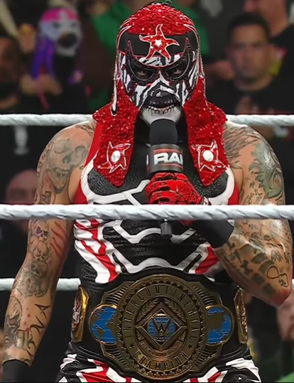 KjetillUchiwa's tweet photo. @WWE @luchalibreaaa @reymysterio @WWERomanReigns The Former Intercontinental Champion, Penta, and Psycho Clown, is the 2 favorites for me. #WWERAW #Smackdown #LuchaLibreAAA #RawMexico #WWE https://t.co/Y14r9blfP3