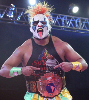 KjetillUchiwa's tweet photo. @WWE @luchalibreaaa @reymysterio @WWERomanReigns The Former Intercontinental Champion, Penta, and Psycho Clown, is the 2 favorites for me. #WWERAW #Smackdown #LuchaLibreAAA #RawMexico #WWE https://t.co/Y14r9blfP3