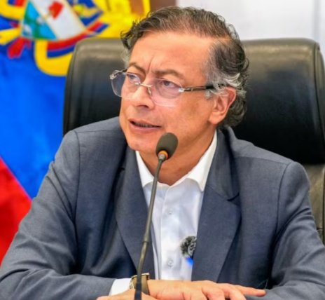 ElPensador75's tweet photo. Petro ha sido el mejor presidente que hasta ahora ha tenido Colombia, te gustó su mandato 🇨🇴? https://t.co/kdGSalJoNT