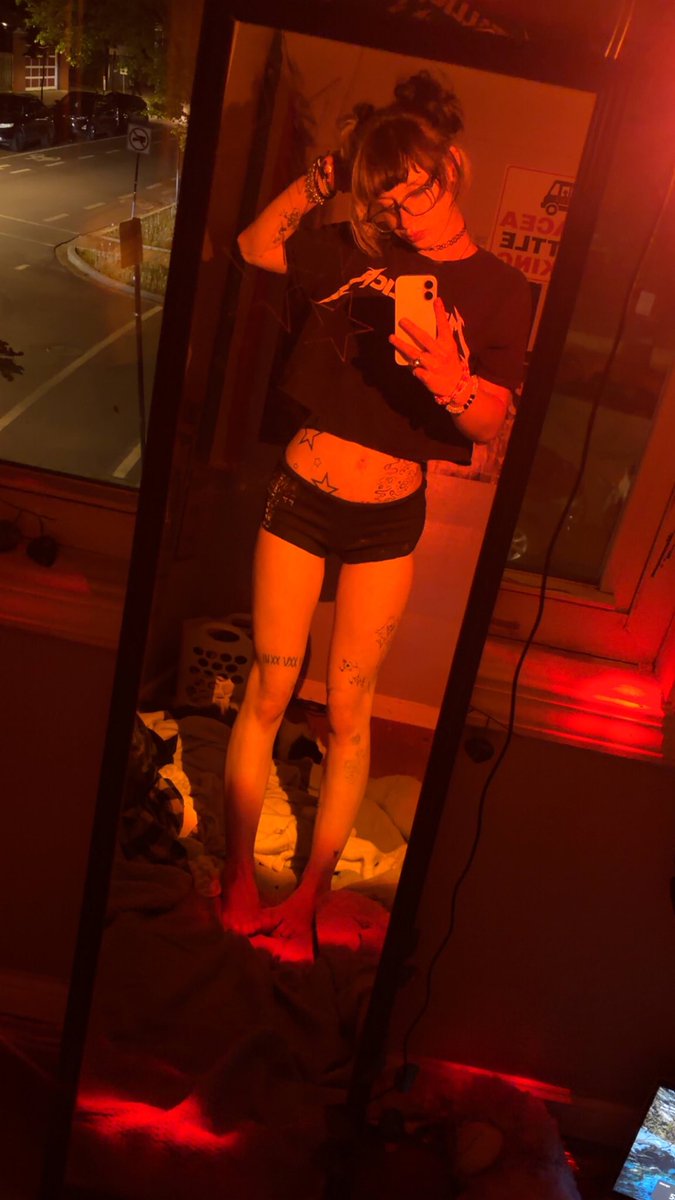 katzero_'s tweet photo. Not ur normal scroll, huh🔥 https://t.co/pU3sLUWBQ0