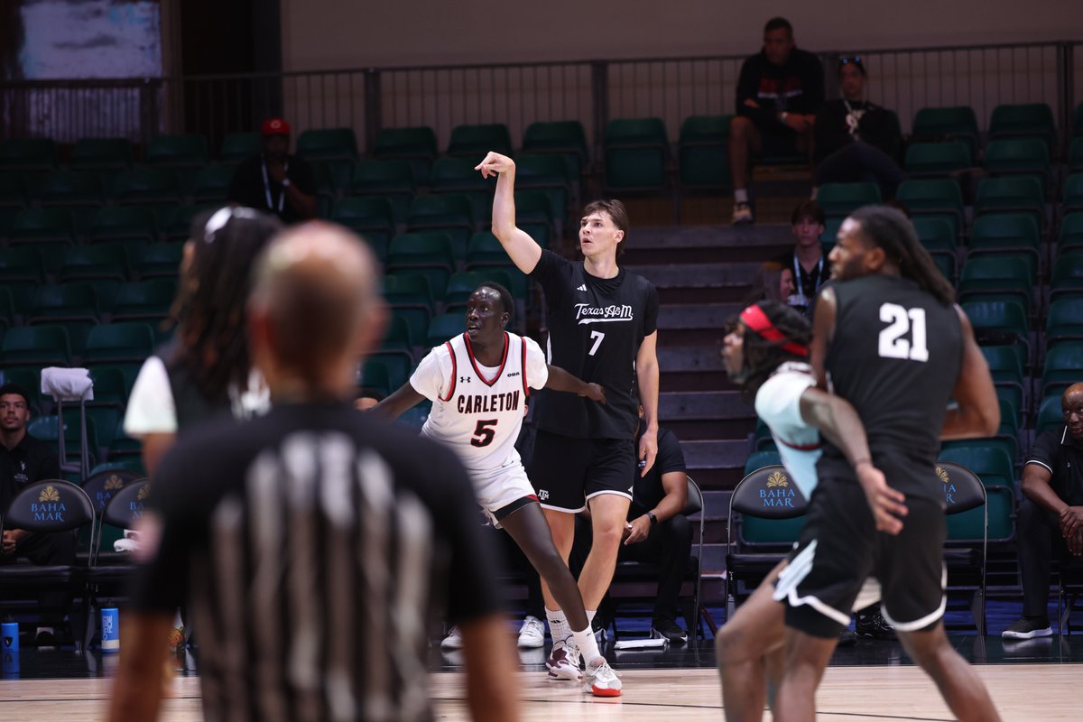 aggiembk's tweet photo. 1H | 7:35 | Texas A&amp;M 43, Carleton 12 https://t.co/MAhi4cnYRK
