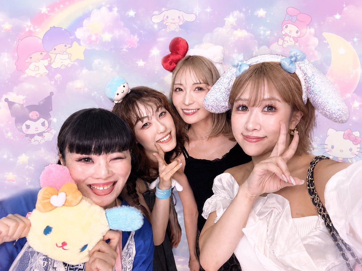 mymy_0522ntkym's tweet photo. とっても楽しかったピューロ🩵
クエワン最高でした✨

KAWAII KABUKIかわいすぎて涙出る

#サンリオ
#サンリオピューロランド
#ピューロ https://t.co/Ozb9yiWUMR