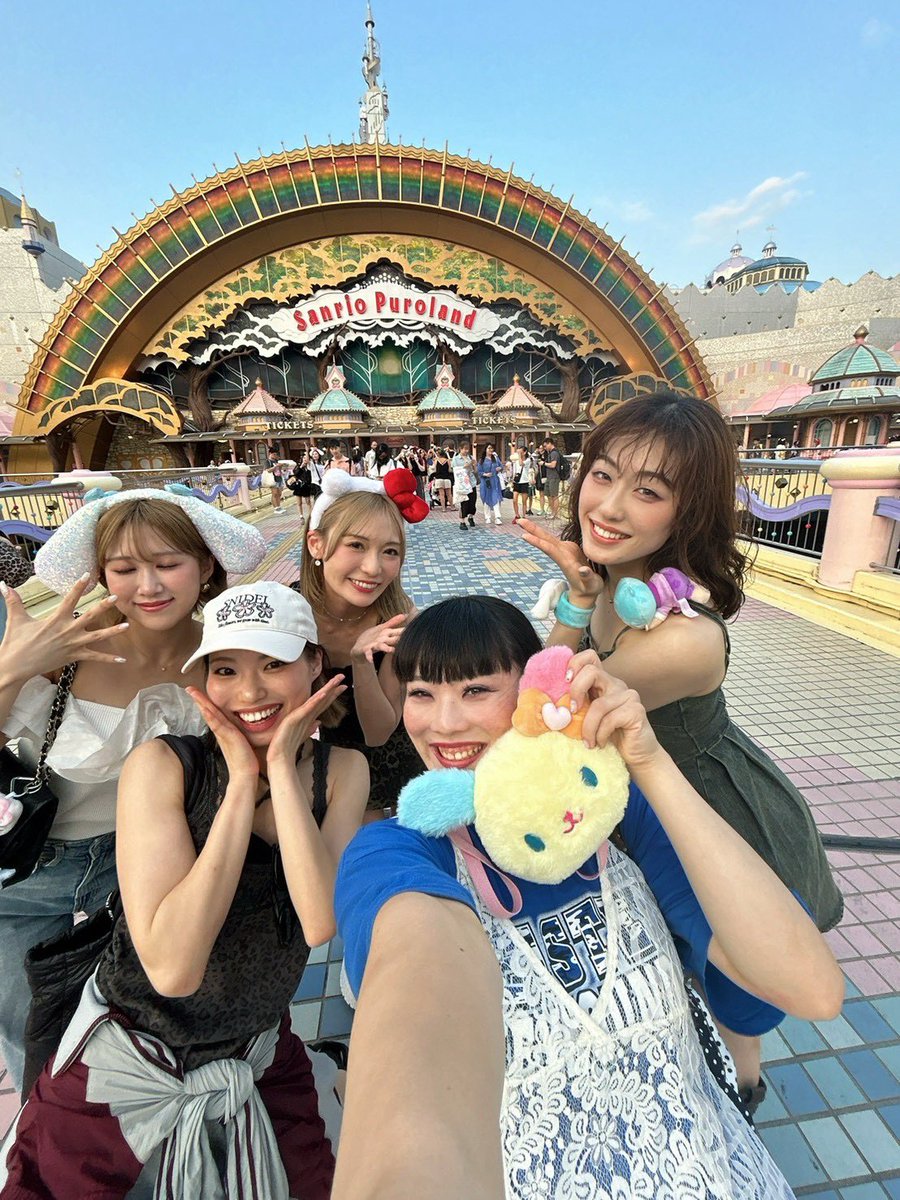 mymy_0522ntkym's tweet photo. とっても楽しかったピューロ🩵
クエワン最高でした✨

KAWAII KABUKIかわいすぎて涙出る

#サンリオ
#サンリオピューロランド
#ピューロ https://t.co/Ozb9yiWUMR
