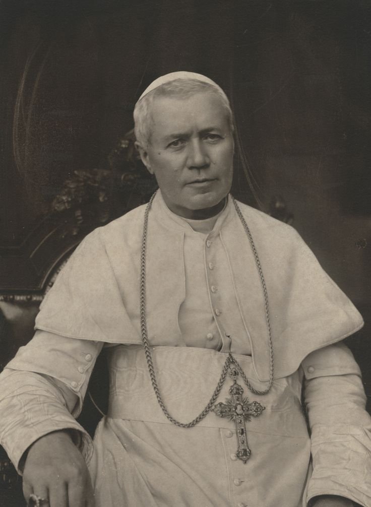 Catolicismooo's tweet photo. Catecismo Maior de São Pio X, pergunta 53:

"A alma humana morre com o corpo?

A alma humana nunca morre; a fé e a própria razão provam que ela é imortal."

Como a razão pode provar a existência da alma? https://t.co/Q9DUwekg1B