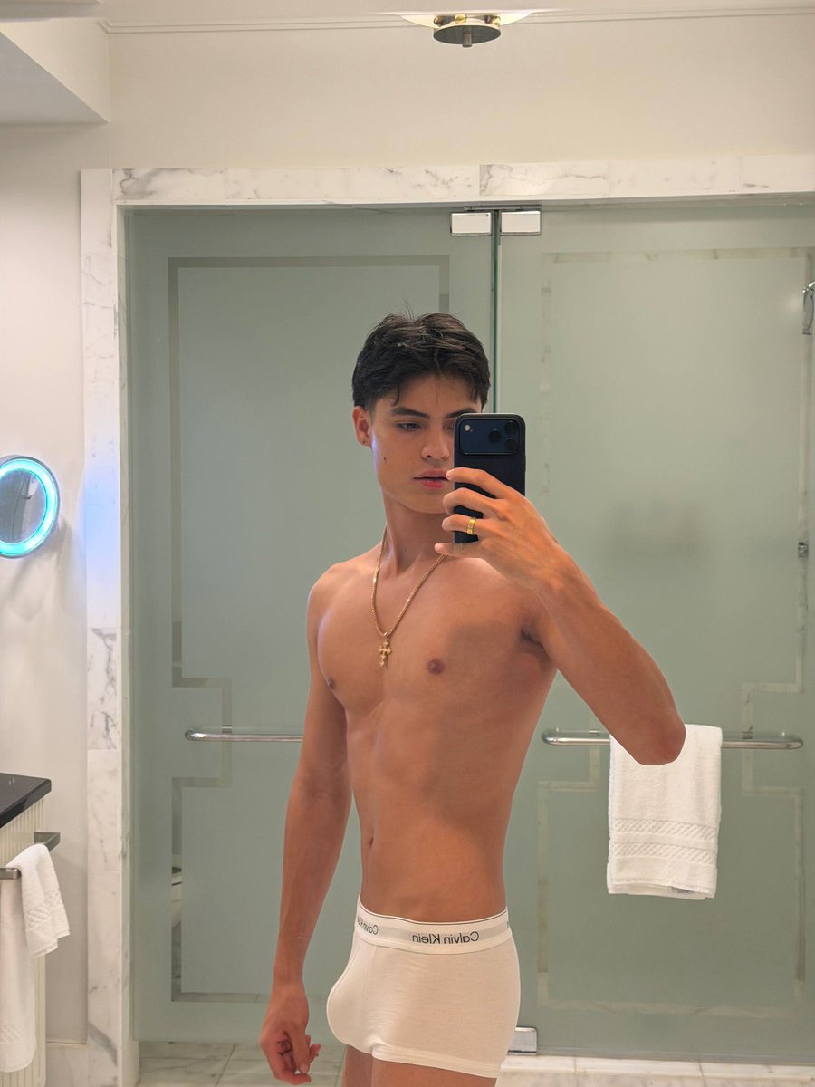 Rexbait453's tweet photo. Hot and Saucy Files and Channels Available. Dm now for preview👇

https://t.co/htCGLOdNcK https://t.co/D9wFOXWdhw