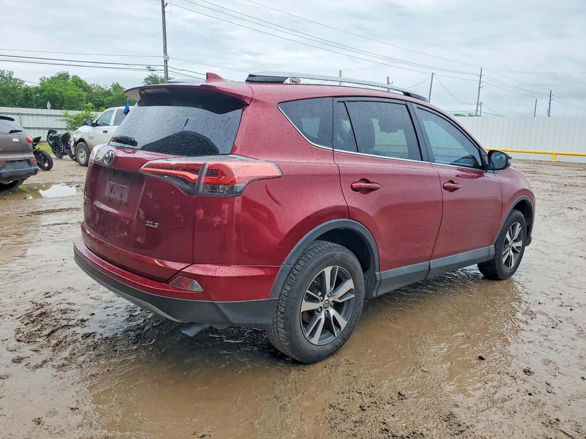 MinkailAutosLtd's tweet photo. Pre-ordered 2018 Toyota RAV4 XLE bought for a client who want to save money on a recent compact suv for his darling wife. #HelpMeImport #SaveSomeMore https://t.co/zXl66RCIdo
