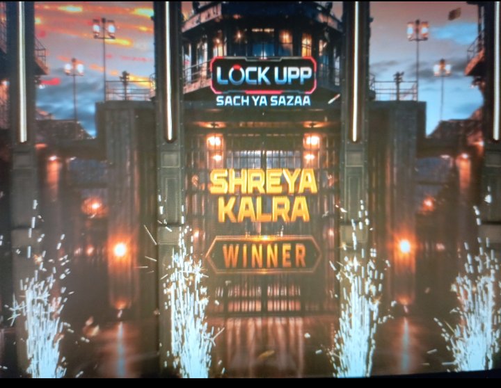 Aaronwarnrswife's tweet photo. Jitni galian mne khayi hain or jitne accounts se mai block hui hun' this picture healed everything in me congratulations baby once again @Shreyaxlockup 😭😭🫶

#Shreyakalra https://t.co/ShpG3lxLrV