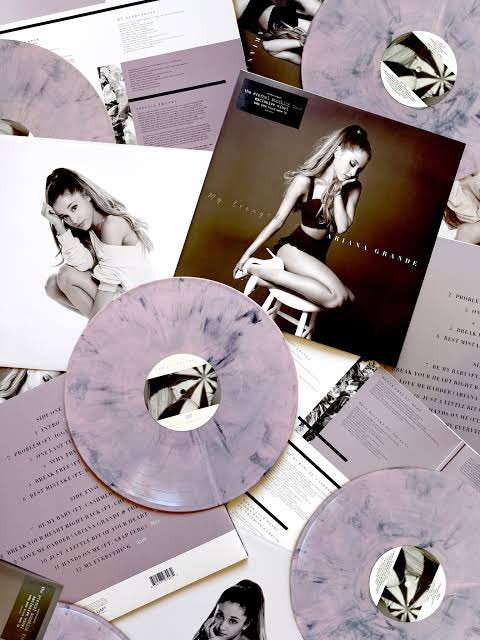 ArianaGonCharts's tweet photo. To celebrate ‘petal’, we are partnering with @noramusicinc to give away the 'My Everything ' tour vinyl &amp; 'petal' 7” vinyl 

1. Follow @noramusicinc &amp; @ArianaGonCharts 
2. Stream 'petal' and claim our collectible
3. Reply with a picture of your nora stan card and tag 2 accounts https://t.co/ZIDmGLkSZx
