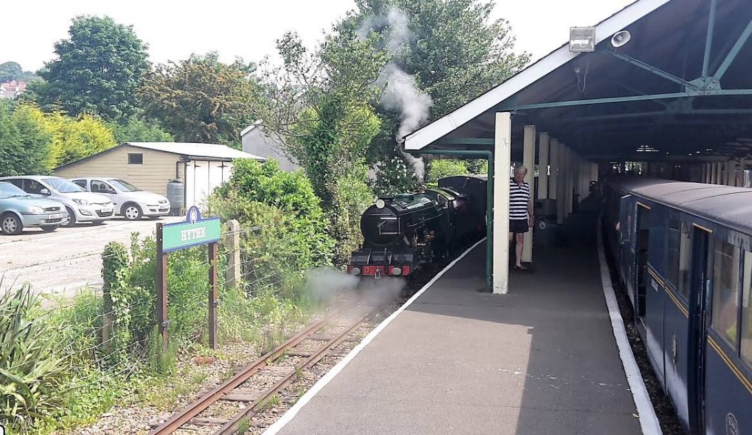 felixinthemix's tweet photo. @AaronBastani The Hythe railway in question: https://t.co/woesJNpGgE