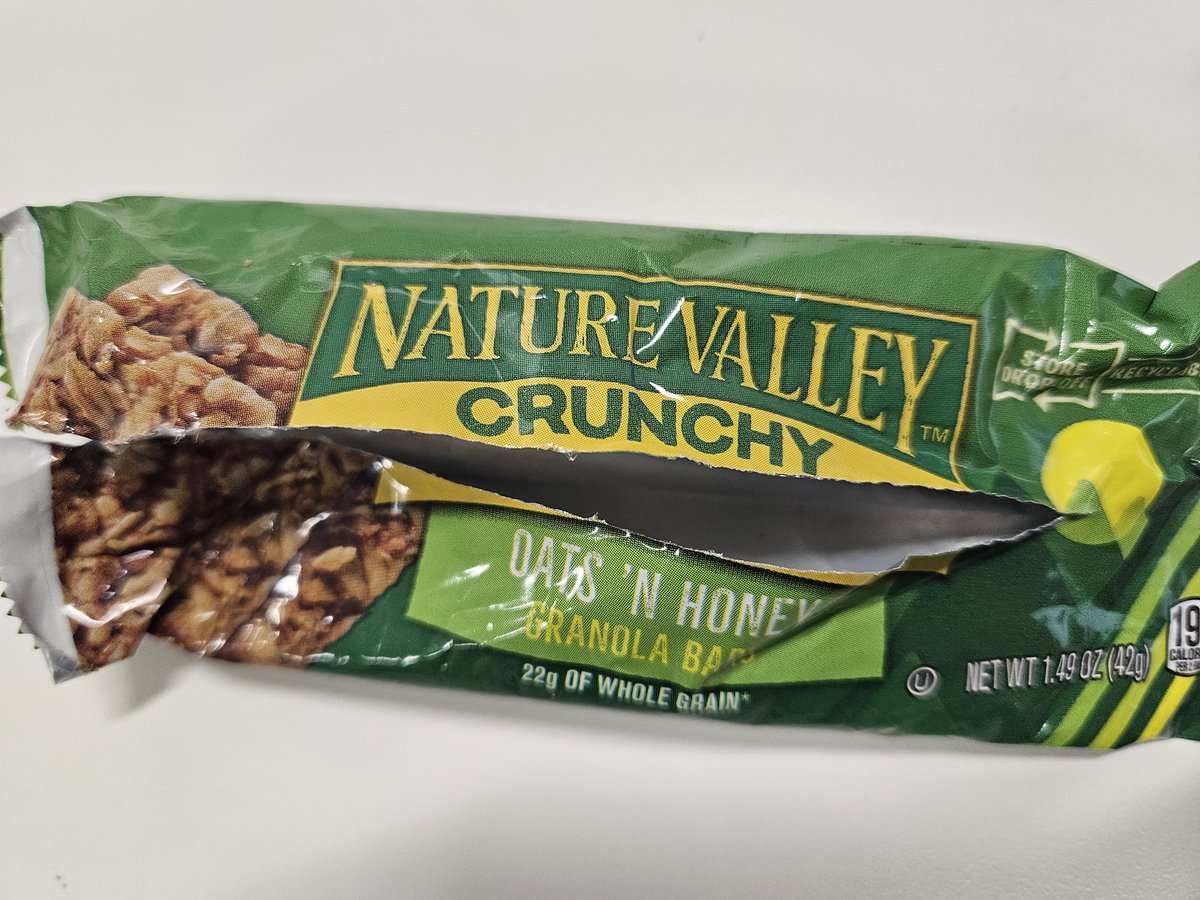 Strikehold11b's tweet photo. Well,..it was good until it wasn't. So long #GeneralMills #bioengineeredfood #carcinogens #Naturevalley https://t.co/bN8HzyB5CZ
