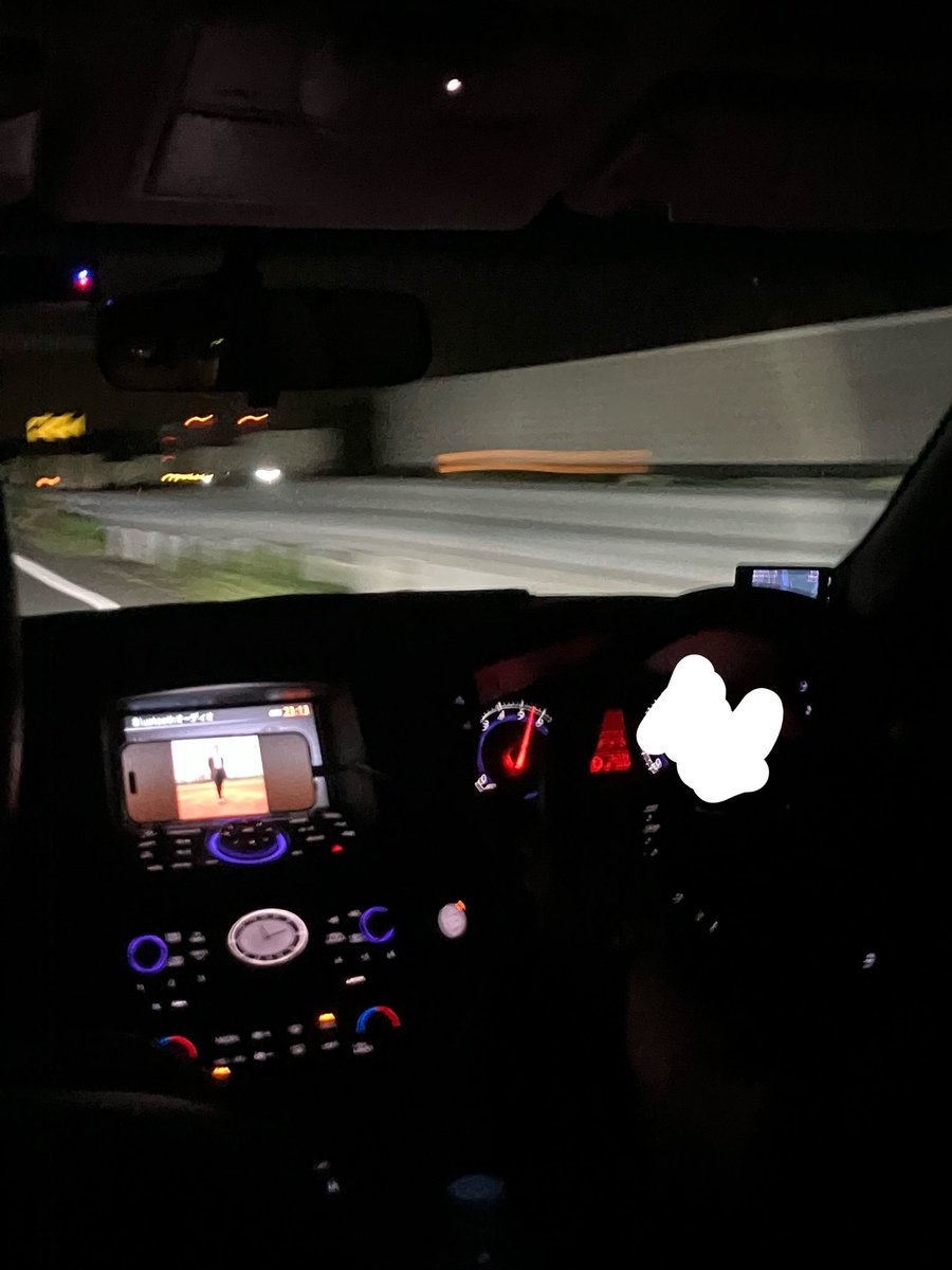 ken_avaR4's tweet photo. 大阪向かうために珍走 https://t.co/LPvPOA54ws