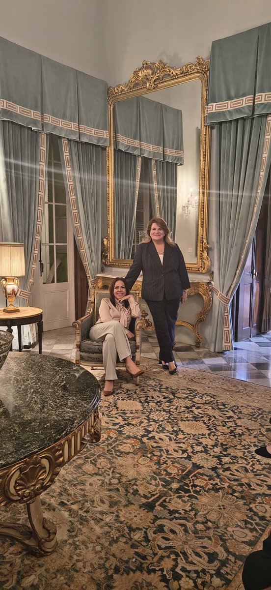 merlynjacet's tweet photo. ¡Feliz cumpleaños, gobernadora @Jenniffer🎉🎂

Le deseo un año lleno de salud, sabiduría y muchas bendiciones. Que Dios continúe guiando cada uno de sus pasos y le conceda la fortaleza necesaria para seguir trabajando por el bienestar de Puerto Rico. https://t.co/0iqwpcHGGk