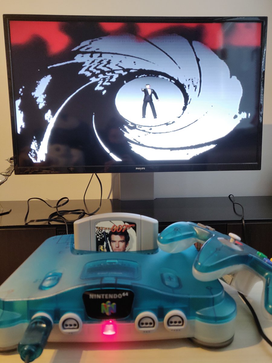 Mlemilyyy's tweet photo. Forgot to post my N64 setup I got recently

Need oomfs to come over and play 4-player Goldeneye https://t.co/oQUaA4ysjC